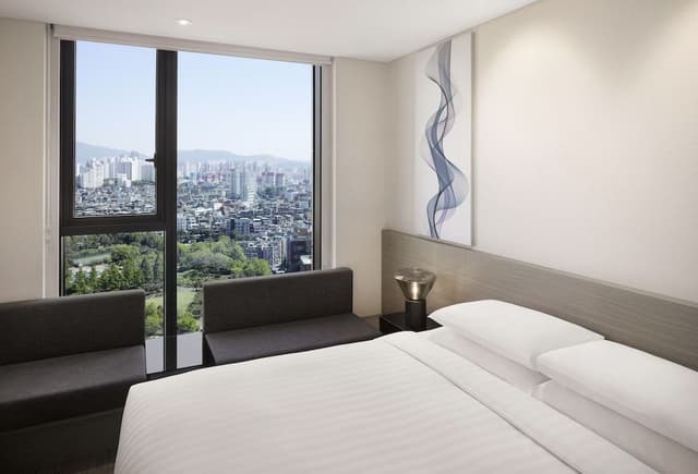 Deluxe Room, 1 King Bed
