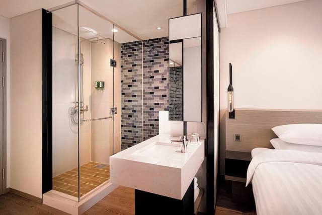Deluxe Room, 1 King Bed