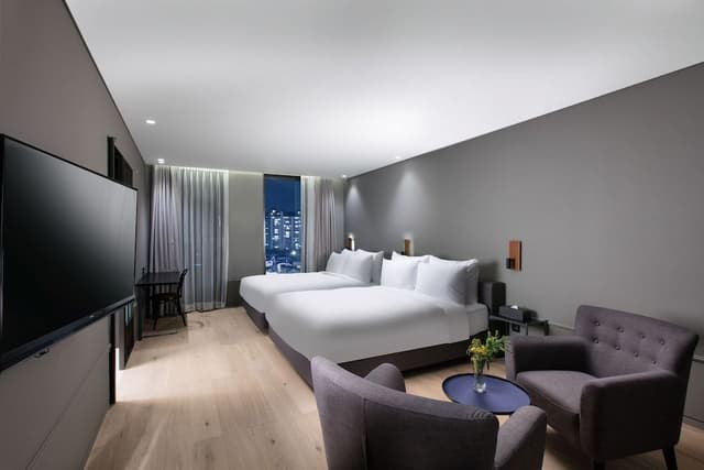 Premium Twin Room