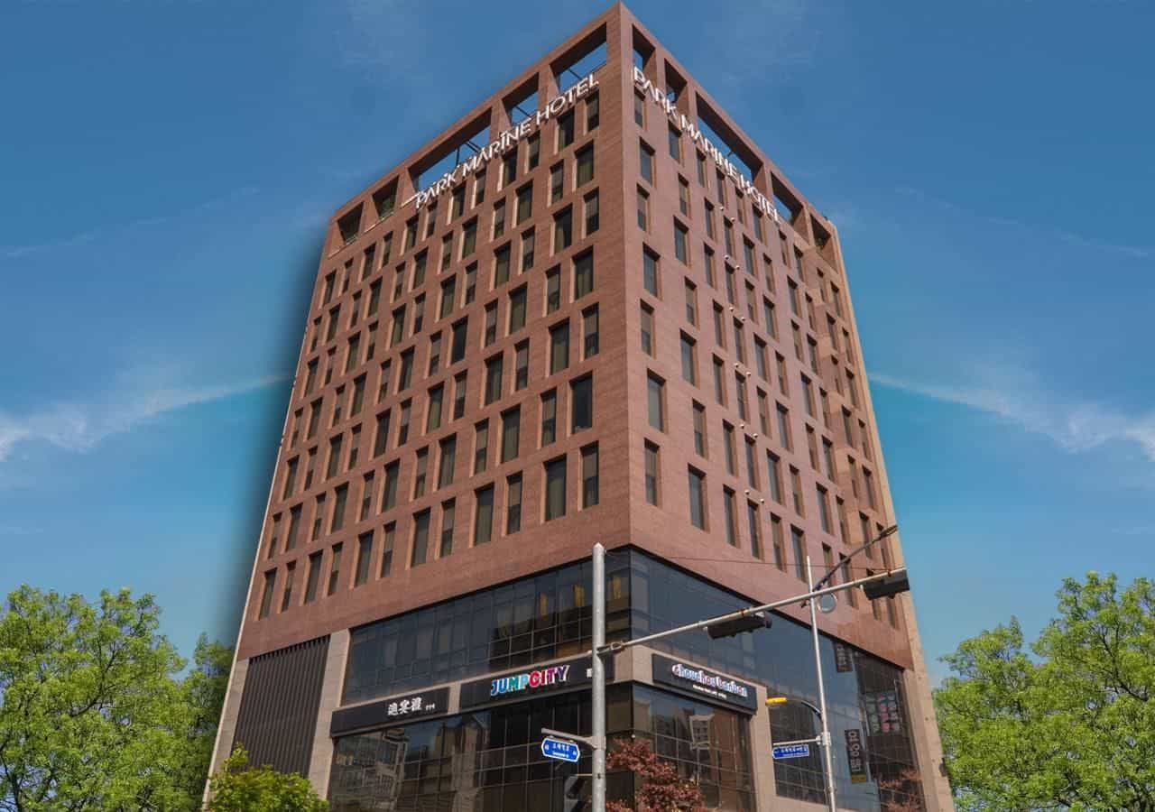 Parkmarine Hotel