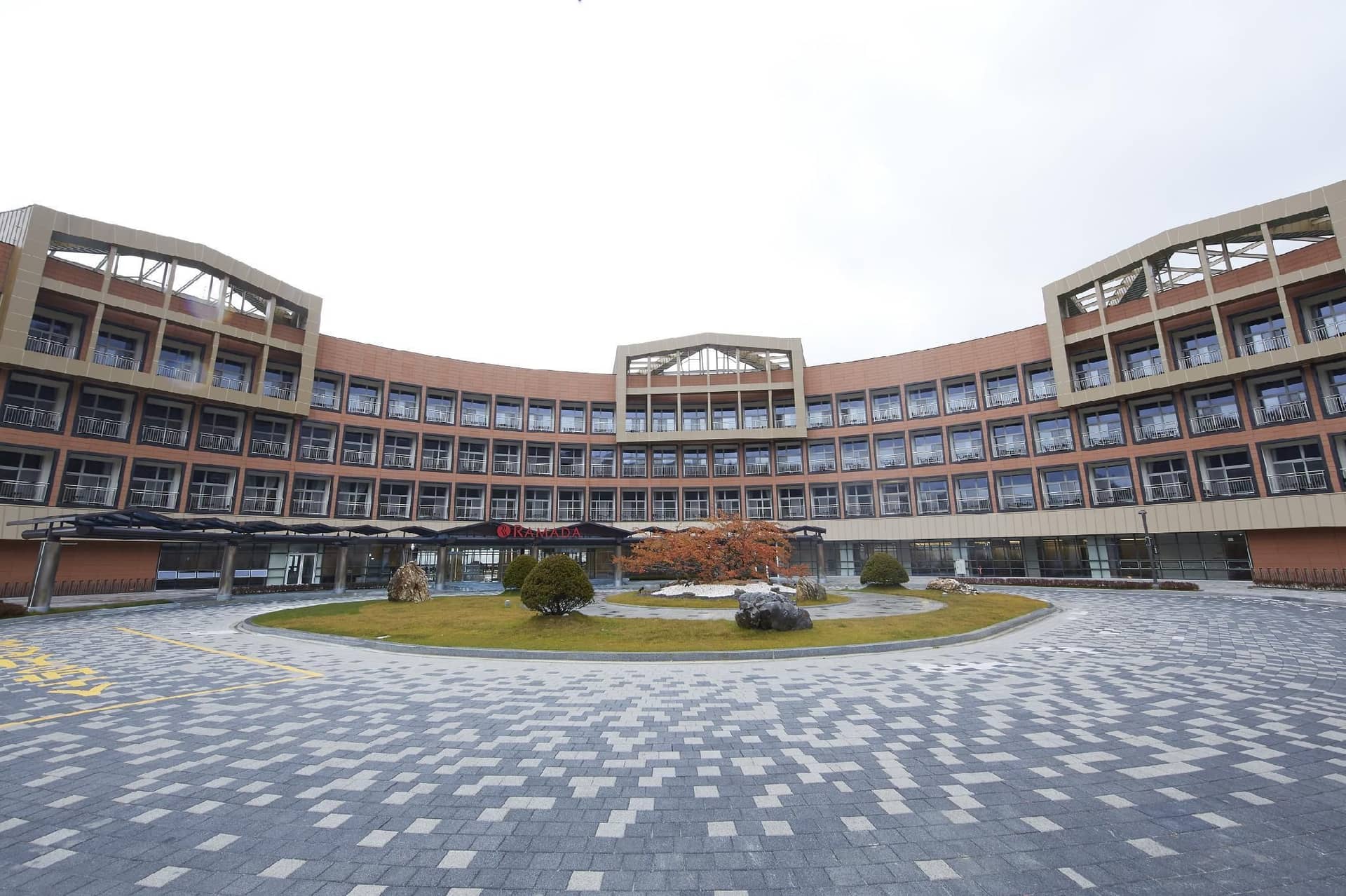 Ramada Hotel & Suites Gangwon Pyeongchang Ramada Hotel & Suites Gangwon Pyeongchang