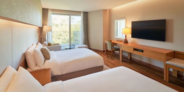 Deluxe Room, 2 Double Beds, Pool Access
