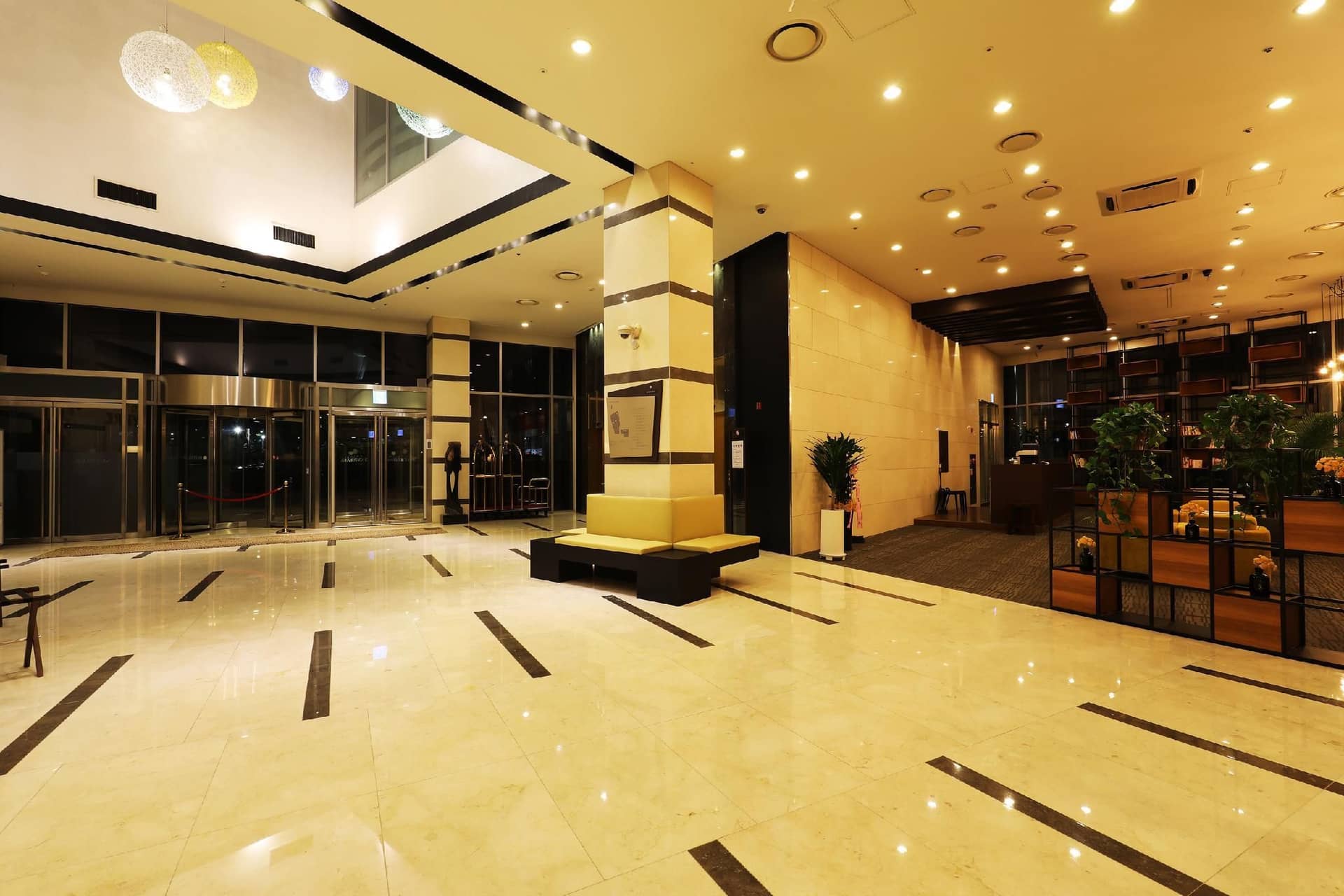 Bridge Hotel Incheon Songdo (Former Hotel Sky Park) Bridge Hotel Incheon Songdo (Former Hotel Sky Park)