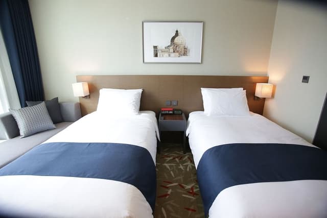Standard Twin Room, City View