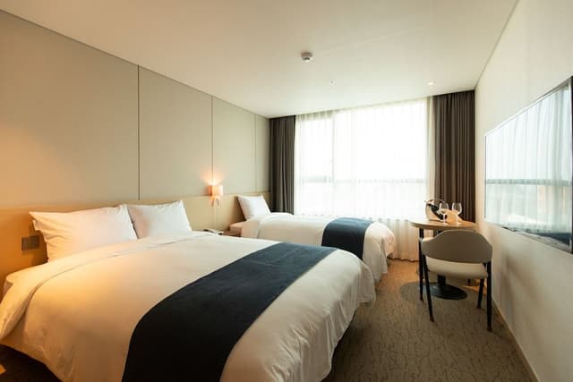 Family Twin Room