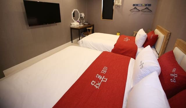 Deluxe Triple Room