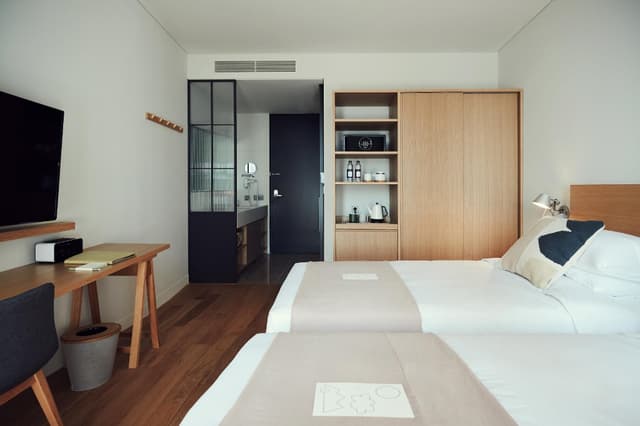 Standard Twin Room