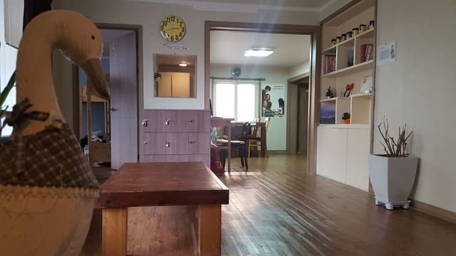 1 x Private Triple Room(Shared Bathroom) (1 Double Bed, 1 Single Bed)