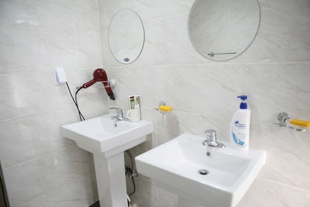 1 x Bed in 6-Bed Mixed Dormitory Room(shared bathroom)