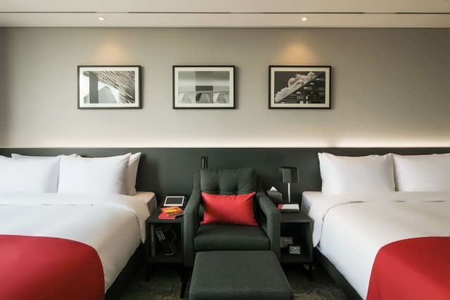 Suite, 2 Double Beds, Non Smoking