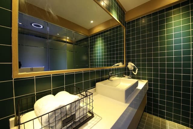 Deluxe Suite (Family)