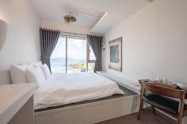 Standard Double Room (3,4F)