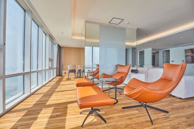 Royal Suite (Ocean View)