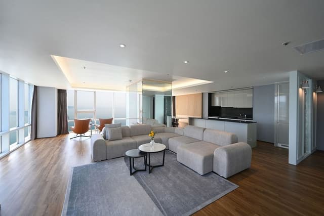 Royal Suite (Ocean View)