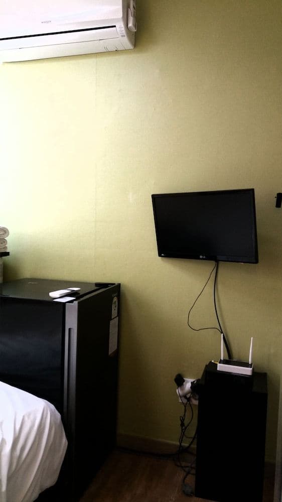 Single Room (1Single Bed)