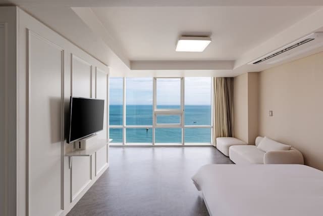 Executive Suite Ocean View