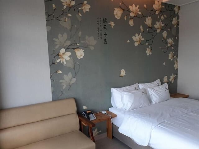 Royal Room, Ocean View