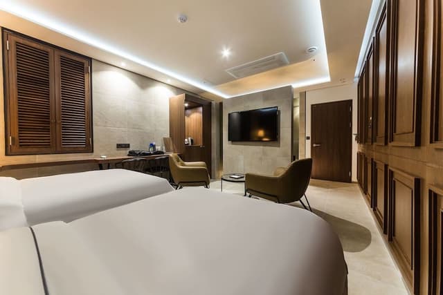 Standard Twin Room