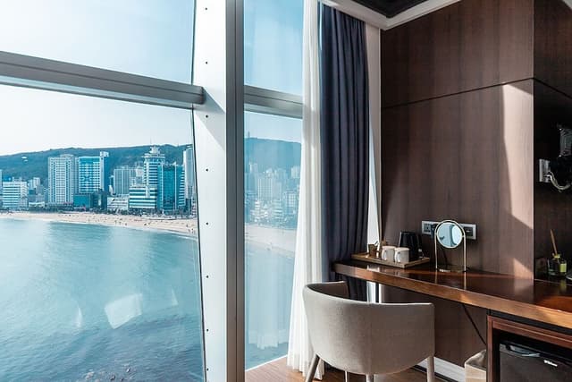 Spa Twin Room - Breakfast Included,Unlimted Starbucks Coffee Bean,OTT Available,15PM CI / 13PM CO