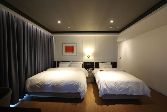 Spa Twin Room - Breakfast Included,Unlimted Starbucks Coffee Bean,OTT Available,15PM CI / 13PM CO