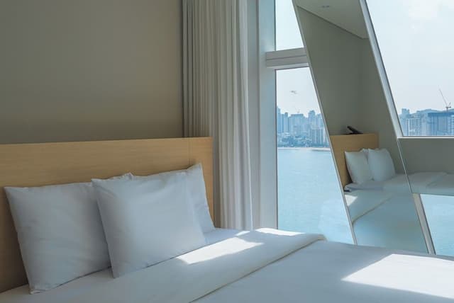 Large Twin Room