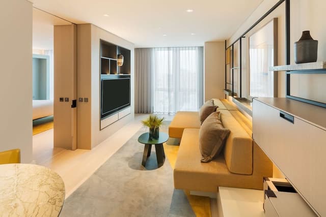 Andaz Suite with 1 King Bed