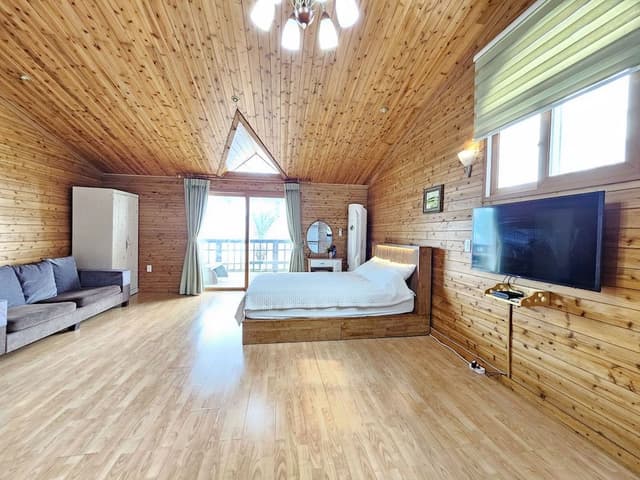 Room (One Room)