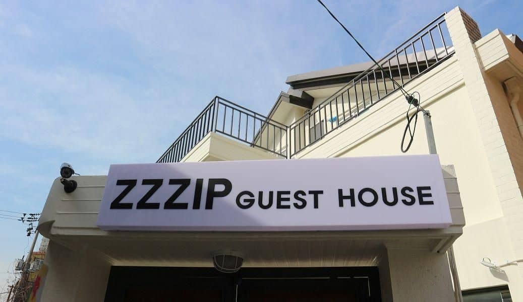 ZZZIP GUESTHOUSE in Hongdae ZZZIP GUESTHOUSE in Hongdae