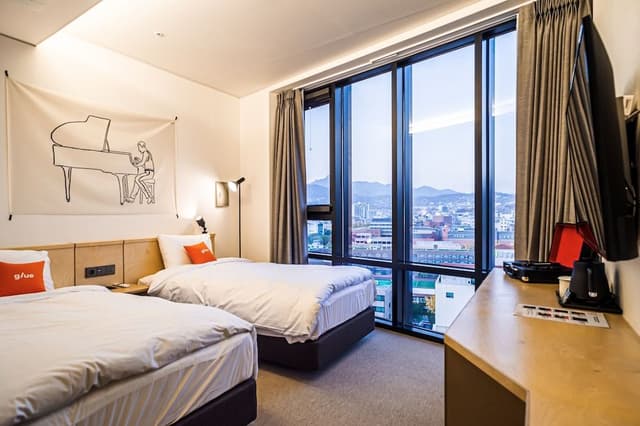 Deluxe Twin Room