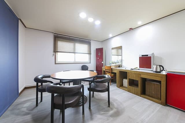 Premium Triple Room