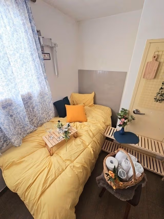 Classic Twin Room