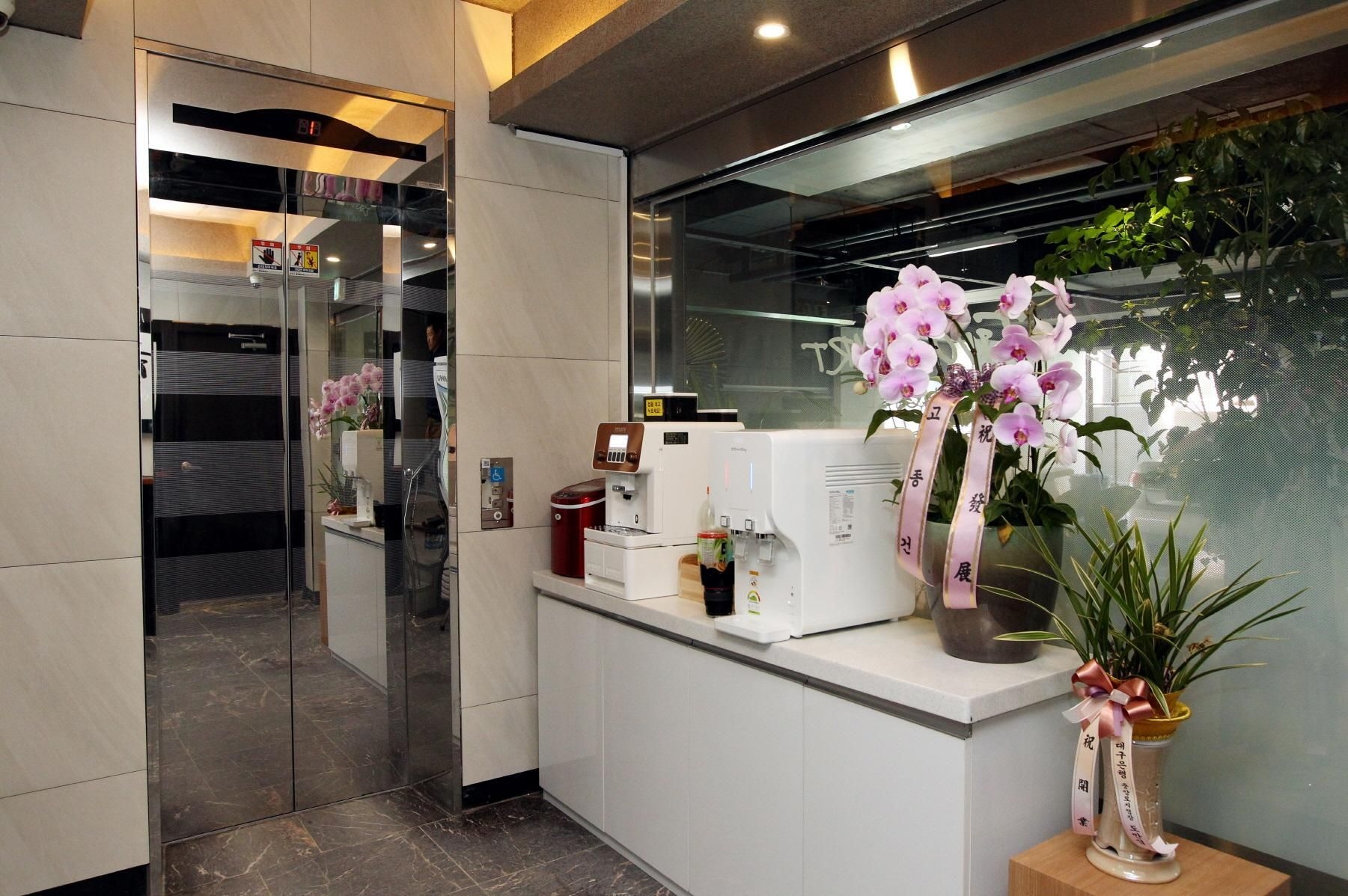 โรงแรมทูฮาร์ต (Two Heart Hotel)4