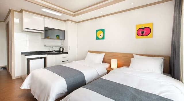 Standard Twin Room