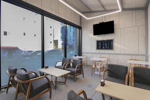 กวางจู กวางซานกู ฮานัม ฮาวด์ โฮเทล (Gwangju Gwangsangu Hanam Hound Hotel)1