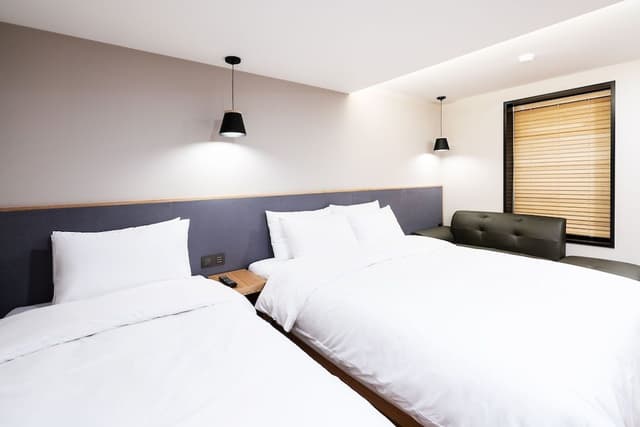 Family Studio Suite