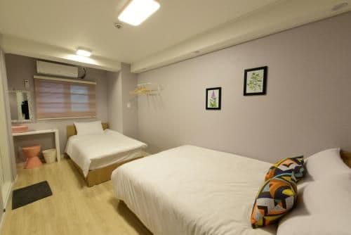 Triple Room