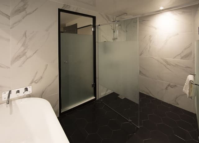 Deluxe Twin, Ocean View
