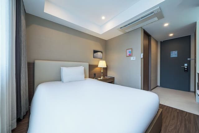 Business Single Room