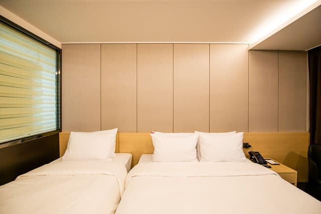Standard Twin Room
