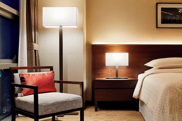 Deluxe Room, 1 King Bed