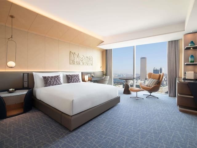 Fairmont Gold, Room, 1 King Bed