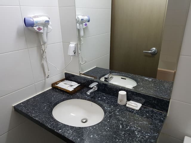 Standard Twin Room, 2 Twin Beds (Children under 5 not allowed)