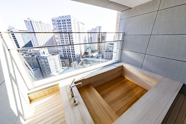 Spa Suite