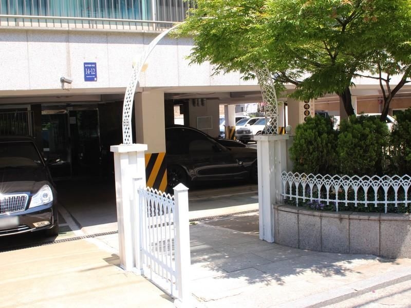 คาโรซูกิล โฮมสเตย์ สำหรับผู้หญิงเท่านั้น (Garosugil Homestay Female only)0