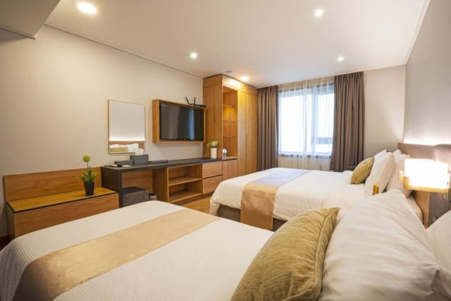Deluxe Twin Room