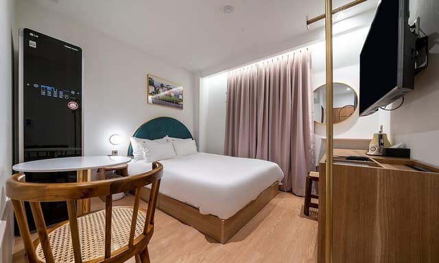 Double Room
