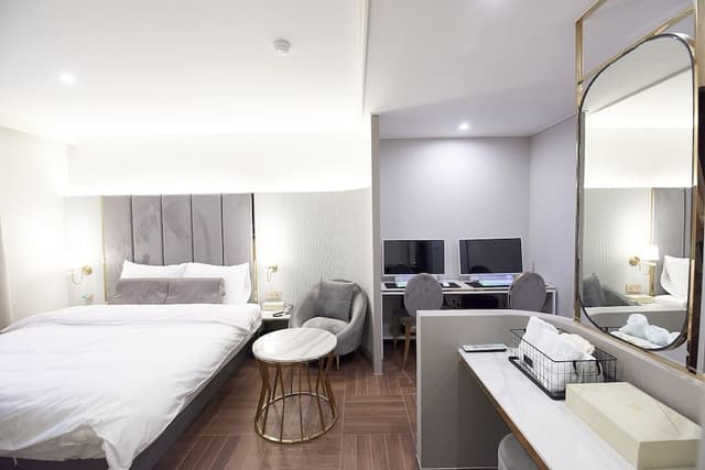 Premium Double Room