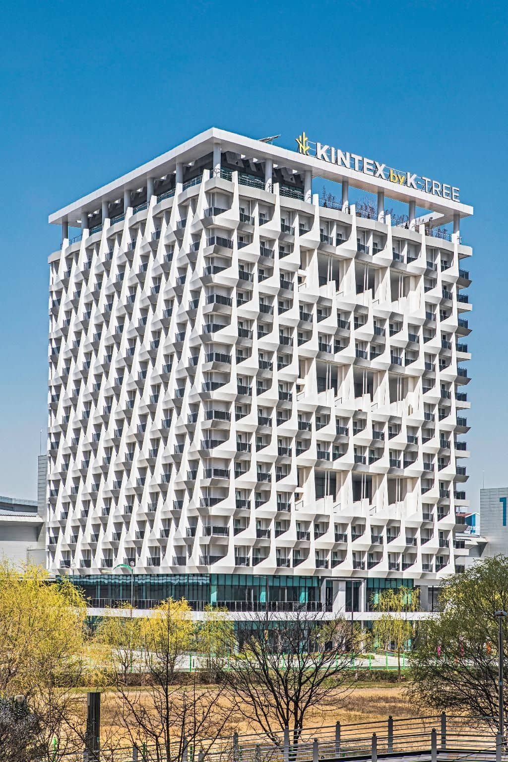 Kintex by K-tree Kintex by K-tree