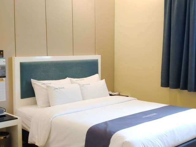 Room (8py, Couple)
