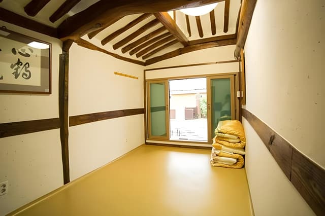 Omok Room